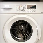Seaside Two Bedroom Modern Flat In Tourist Area Apartment *