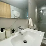 Seaside Two Bedroom Modern Flat In Tourist Area Apartment *