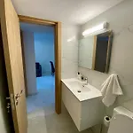 Seaside Two Bedroom Modern Flat In Tourist Area Apartment