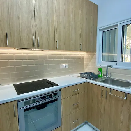 Lägenhet Seaside Two Bedroom Modern Flat In Tourist Area