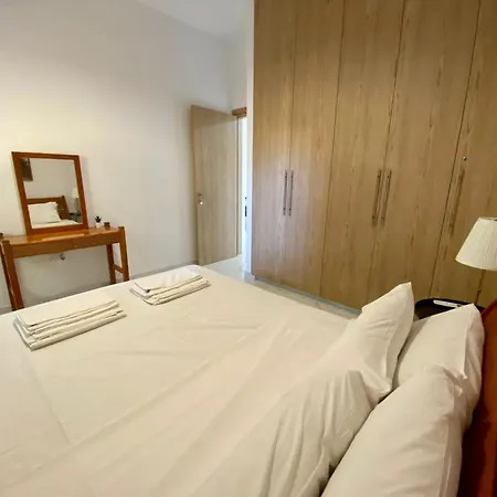 Seaside Two Bedroom Modern Flat In Tourist Area Paphos